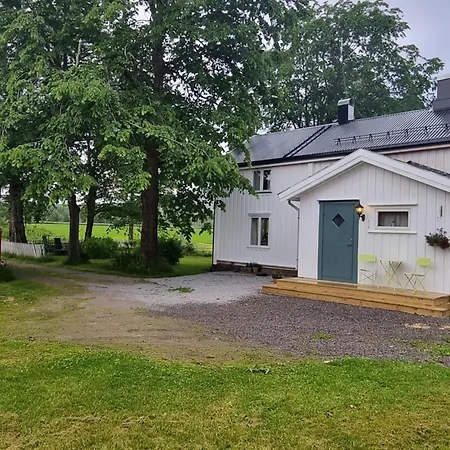 Flekkan Gard Casa de Férias